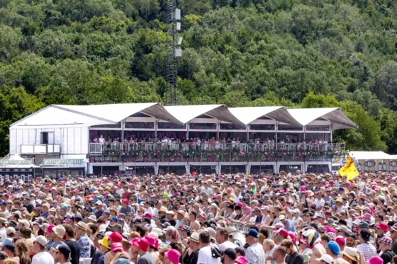 etagehal-pinkpop-neptunus