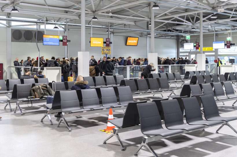 Tijdelijke terminal op luchthaven Berlijn–Schönefeld