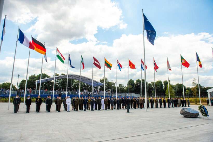 Sleutelrol bij de inauguratie van het nieuwe NAVO hoofdkantoor.