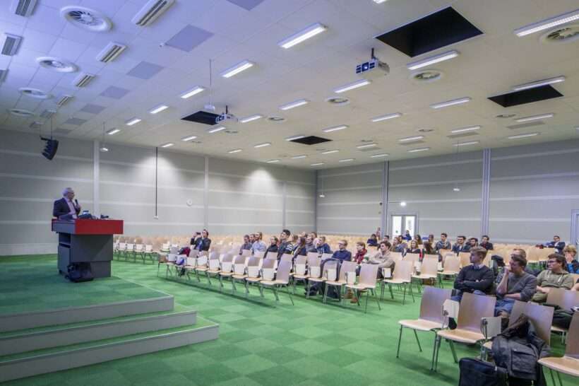 Neptunus Evolution RWTH Aachen temporäre hörsaal