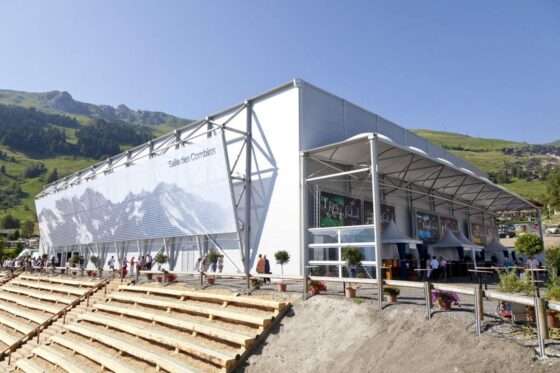 Neptunus-Evolution-Festival-Verbier-temporary concert hall