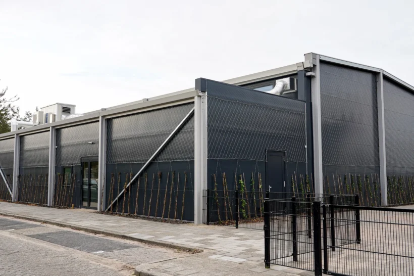 Sporthal Purmerend buitenkant 1